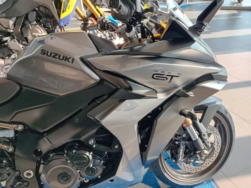 Suzuki GSX-S1000GT (2025 - 26) (6)