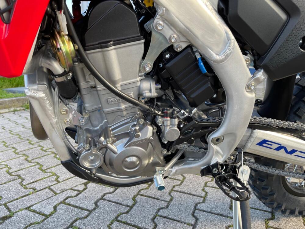 Honda CRF 400 RX Enduro (2025) (4)