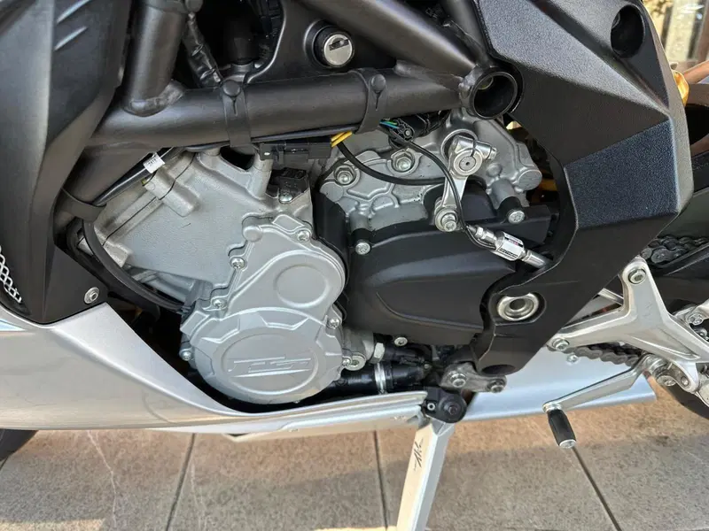 MV Agusta F3 675 (2011 - 15) (10)