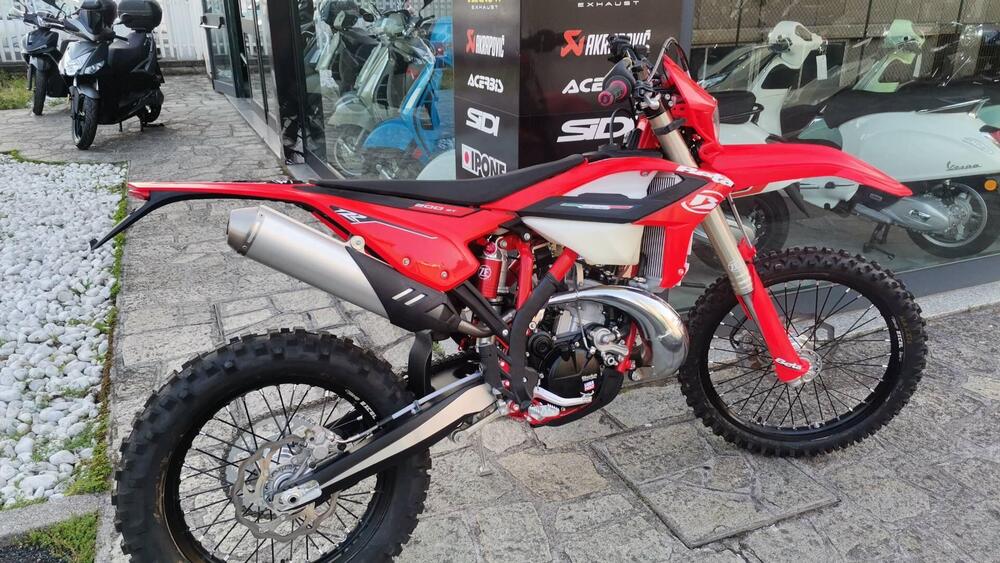 Betamotor RR 200 2T Enduro (2023) (2)