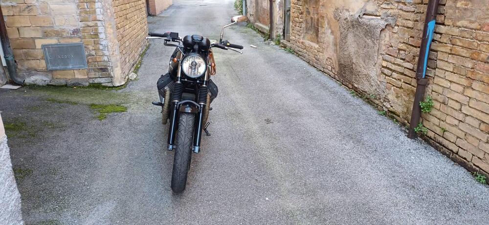Moto Guzzi V7 Stone (2012 - 15) (4)