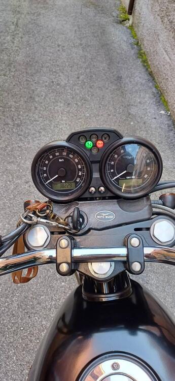 Moto Guzzi V7 Stone (2012 - 15) (5)