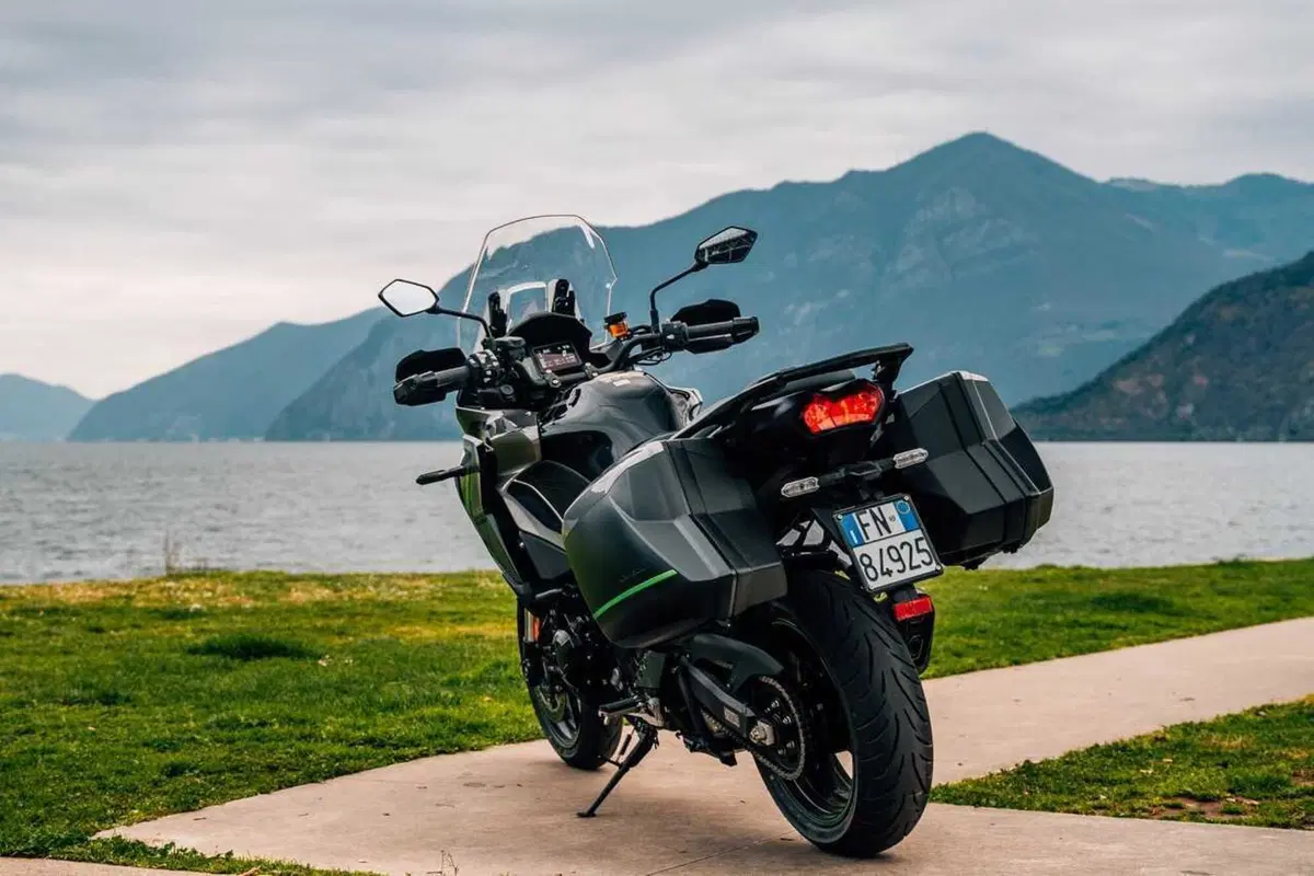 Versys 1100 o Ninja 1100 SX? Dilemma tutto Kawasaki in questo #QUALESCELGO (12)