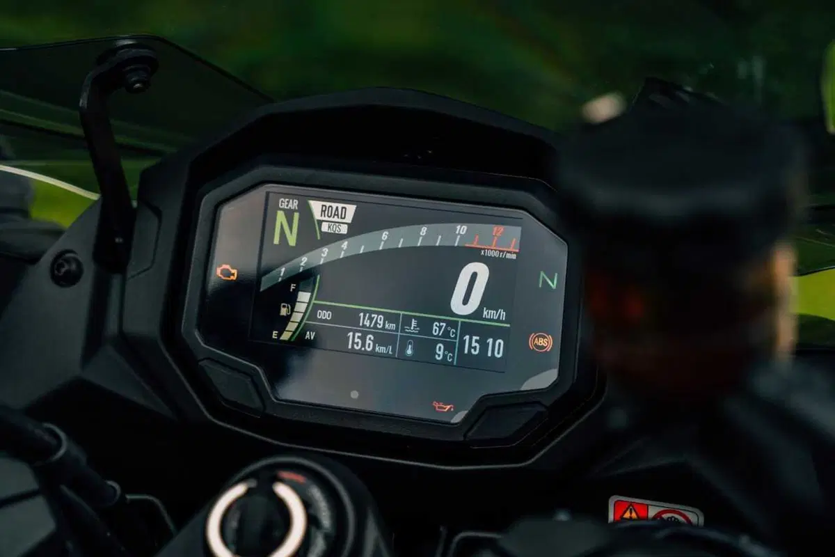 Versys 1100 o Ninja 1100 SX? Dilemma tutto Kawasaki in questo #QUALESCELGO (23)
