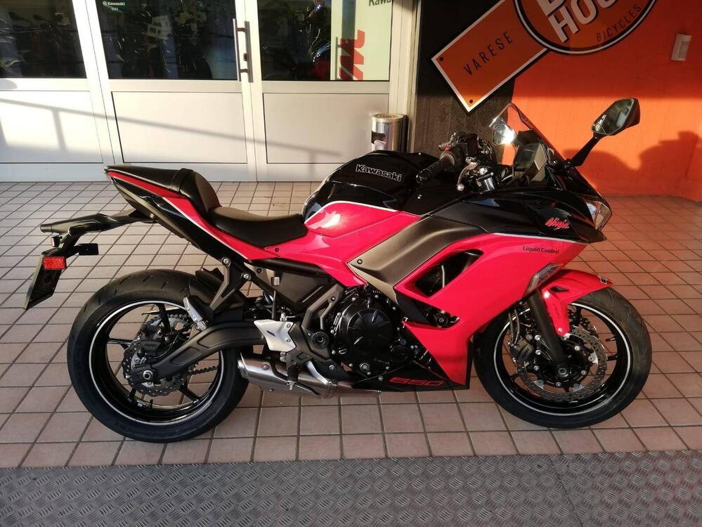 Kawasaki Ninja 650 40th Anniversary Edition (2024) (2)