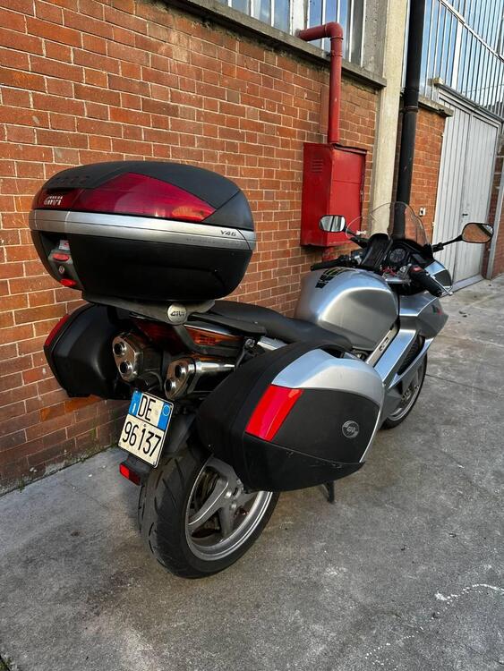 Honda VFR 800 (2002 - 05) (3)