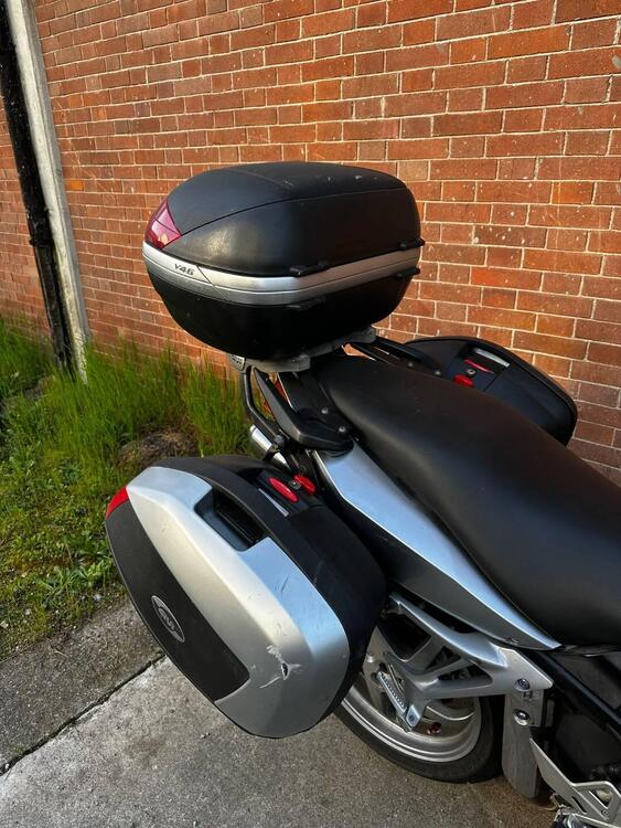 Honda VFR 800 (2002 - 05) (4)