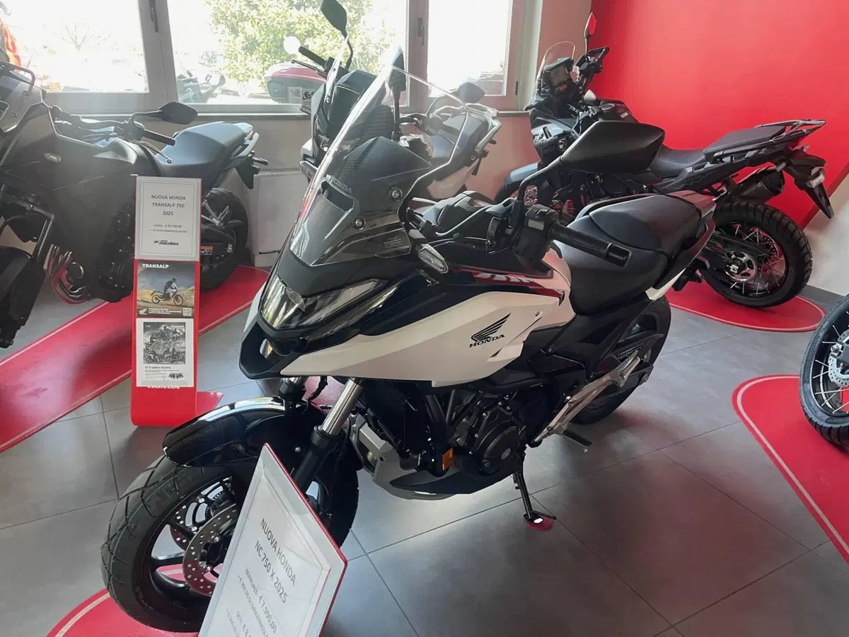 Honda NC 750 X DCT (2025 - 26) (2)