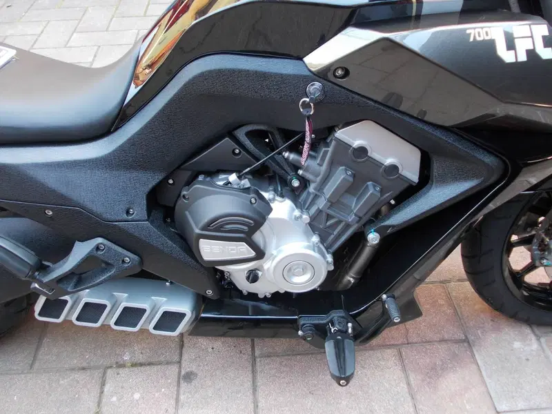 Benda Motorcycles LFC 700 (2024 - 26) (4)