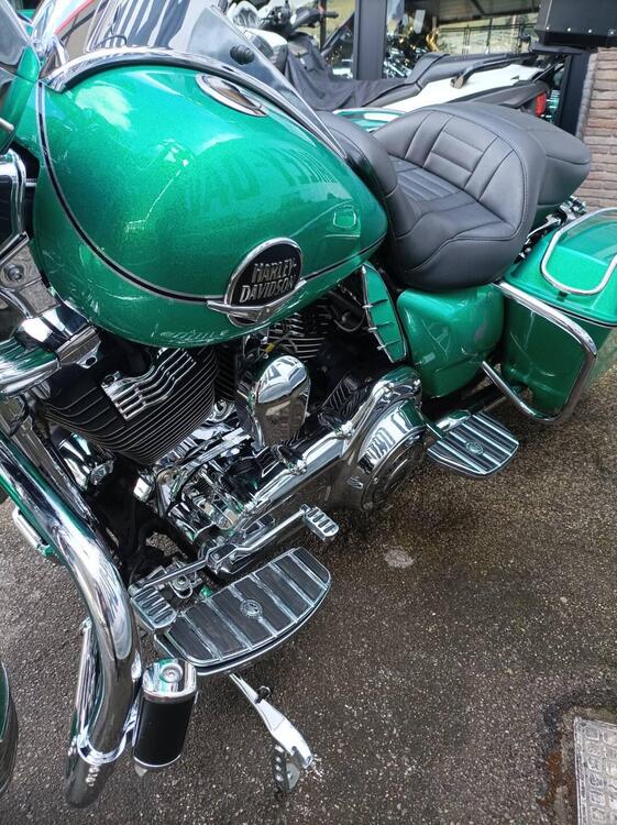 Harley-Davidson 1584 Road King Classic (2007 - 10) - FLHRC (5)