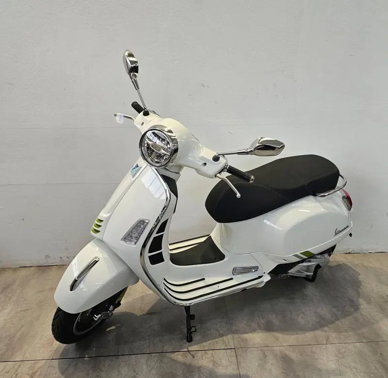 Vespa GTS 310 Supertech (2025 - 26) (2)