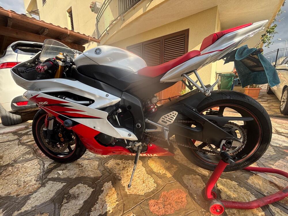 Yamaha YZF R6 (2006 - 07)