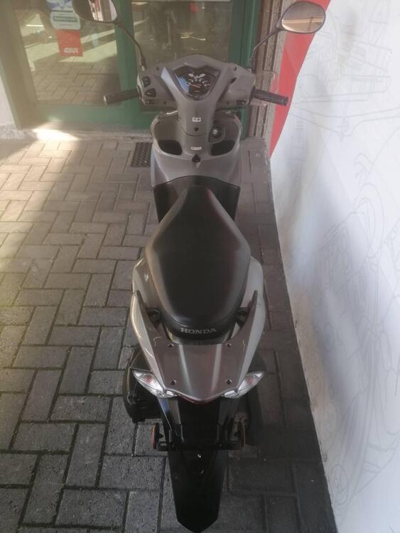 Honda Vision 50 (2011 - 17) (4)