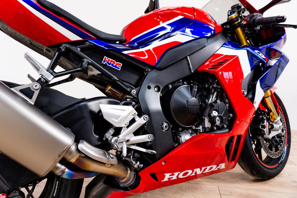 Honda CBR 1000 RR-R Fireblade SP (2020 - 21) (4)