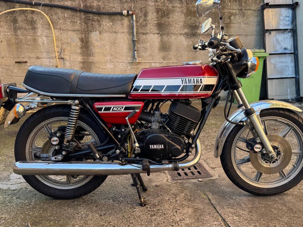 Yamaha RD400
