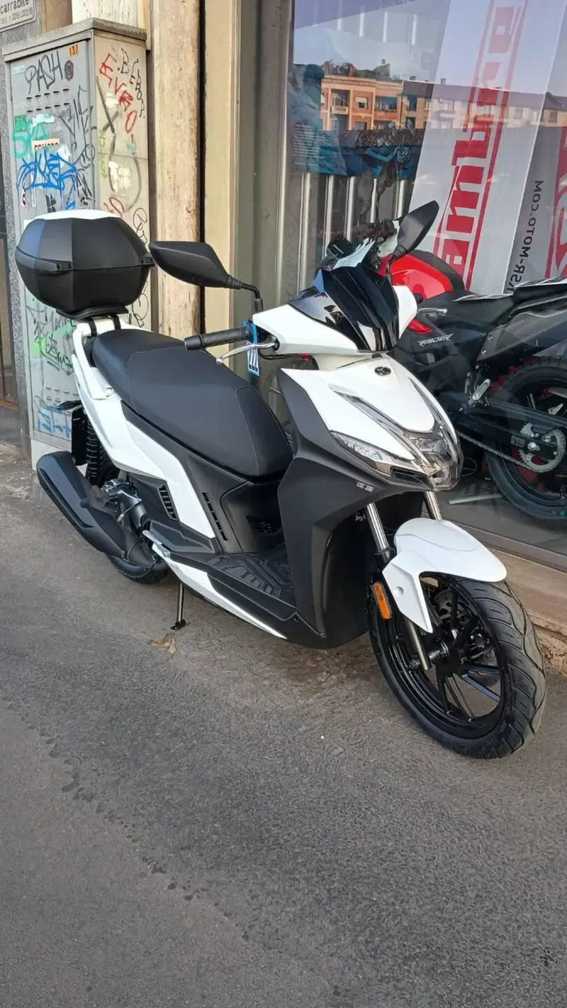 Kymco Agility 125 S (2022 - 26) (3)