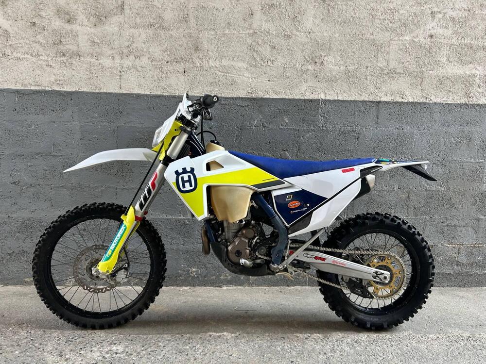 Husqvarna FE 250 (2021) (2)