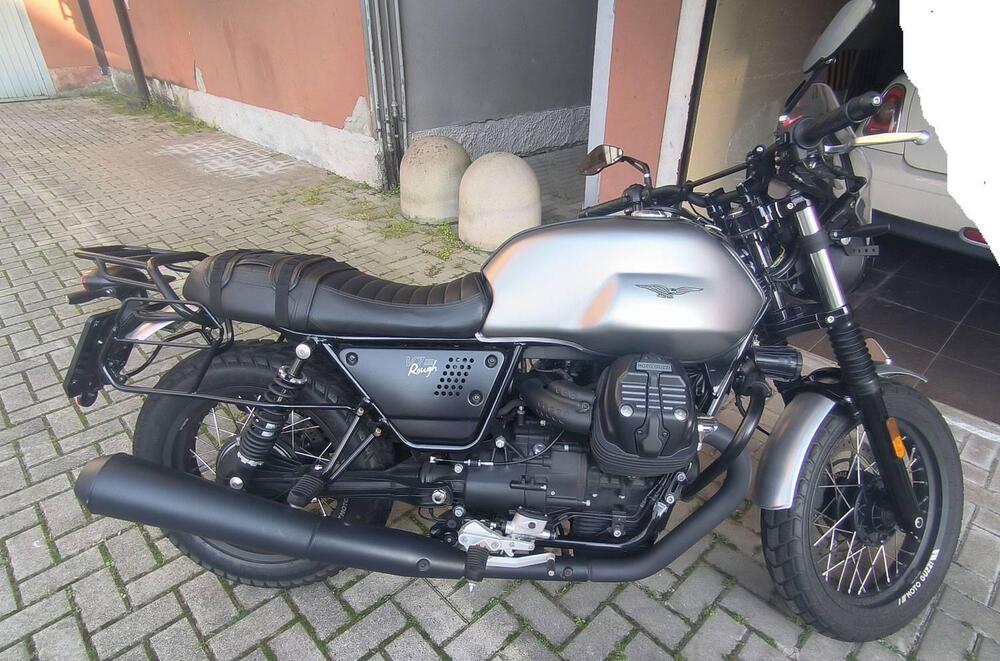 Moto Guzzi V7 III Rough (2018 - 20) (4)
