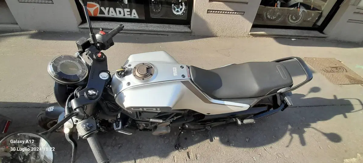 Husqvarna Vitpilen 401 (2021 - 23) (6)