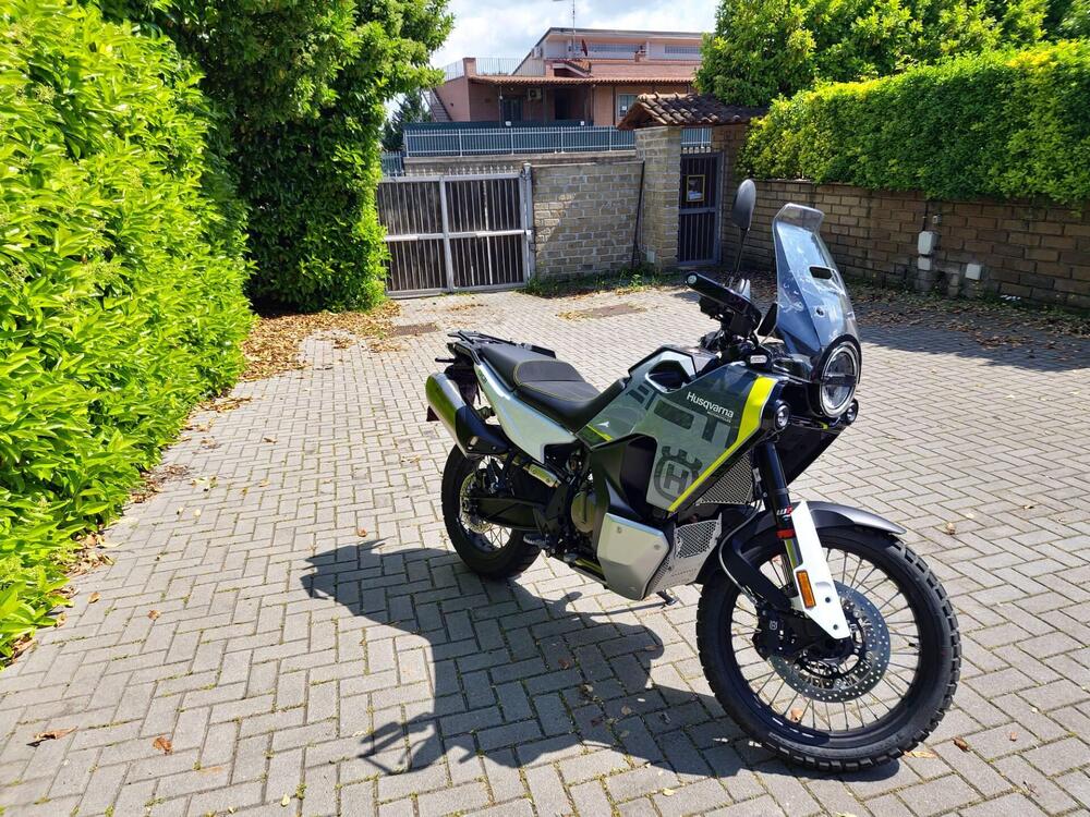 Husqvarna Norden 901 (2022 - 25) (3)