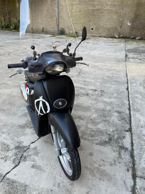 Aprilia Scarabeo 50 2t (2008 - 17) (2)