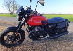 Moto Guzzi V7 III Stone (2017 - 20) usata