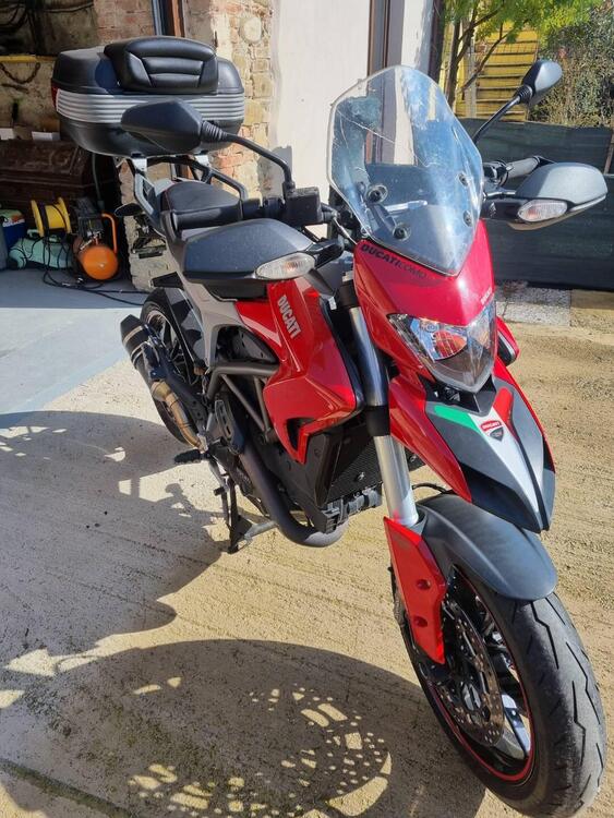 Ducati Hyperstrada 821 (2013 - 15) (2)