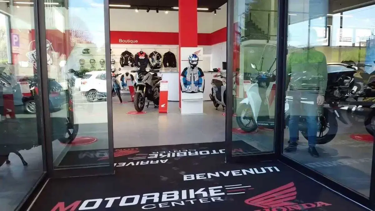 Nuova Concessionaria HONDA Motorbike Center, ora anche a Collegno (TO)! (2)
