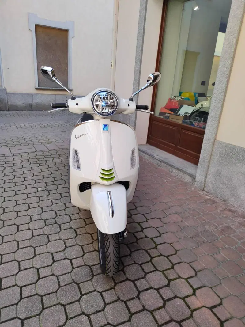 Vespa GTS 310 Supertech (2025 - 26) (5)