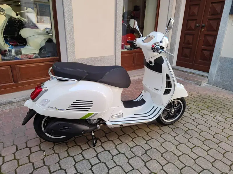 Vespa GTS 310 Supertech (2025 - 26) (7)