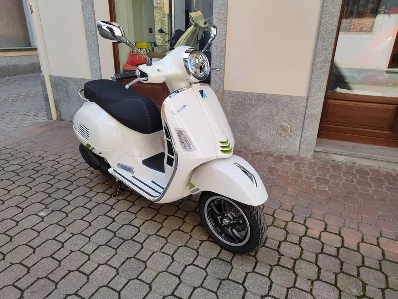 Vespa GTS 310 Supertech (2025 - 26) (10)
