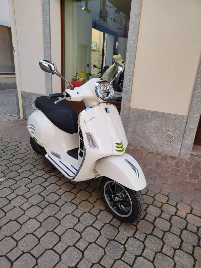 Vespa GTS 310 Supertech (2025 - 26) (11)