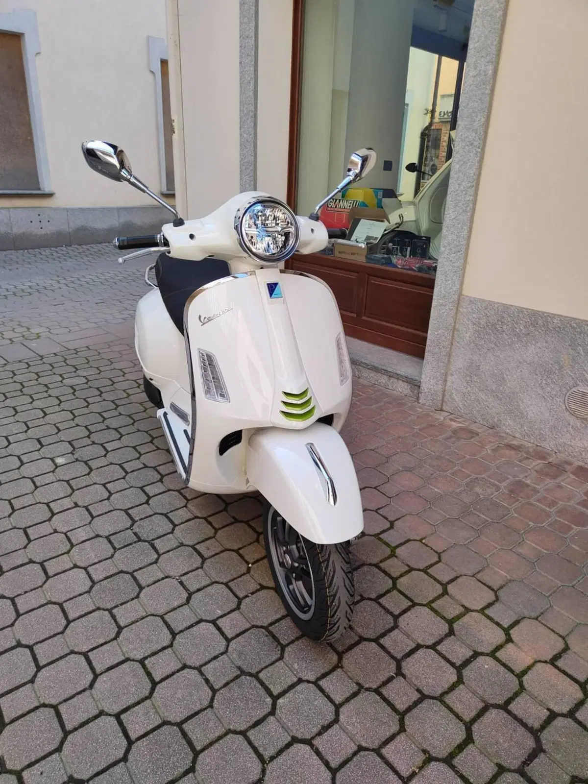 Vespa GTS 310 Supertech (2025 - 26) (12)