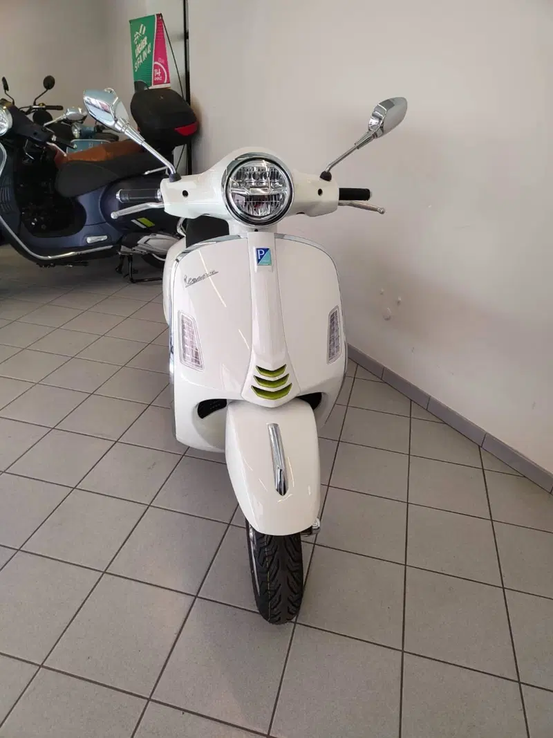 Vespa GTS 310 Supertech (2025 - 26) (17)