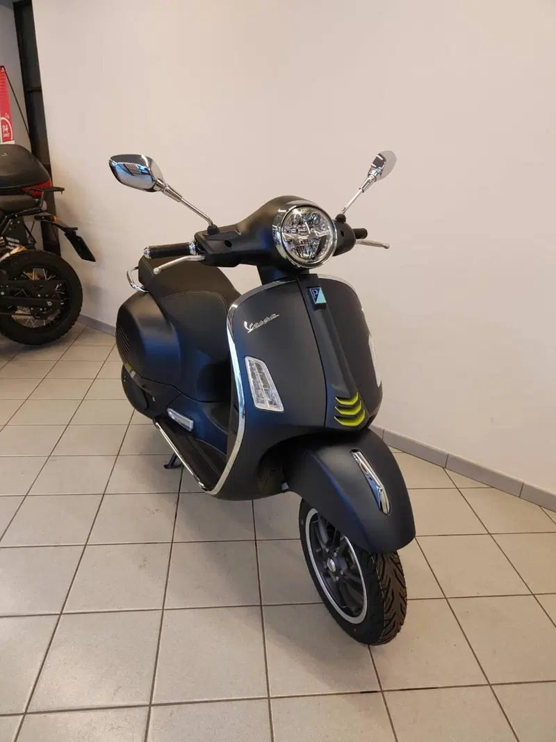 Vespa GTS 310 Supertech (2025 - 26) (4)