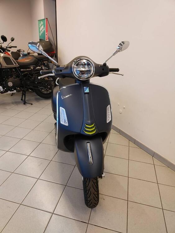 Vespa GTS 310 Super Tech (2025) (5)