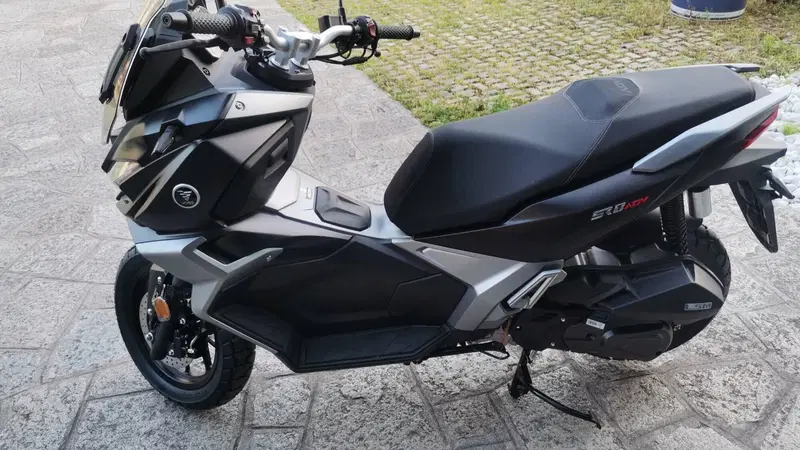 Voge Sfida SR1 ADV (2023 - 26) (4)