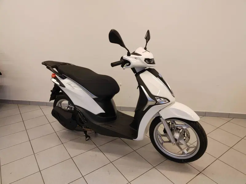 Piaggio Liberty 150 (2025 - 26) (2)
