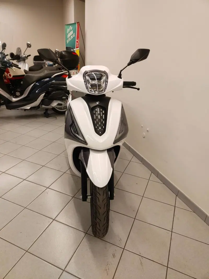 Morbidelli SC125LX (2024 - 26) (6)