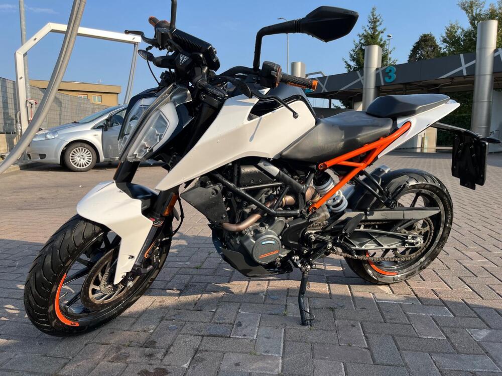 KTM 125 Duke ABS (2017 - 20) (2)