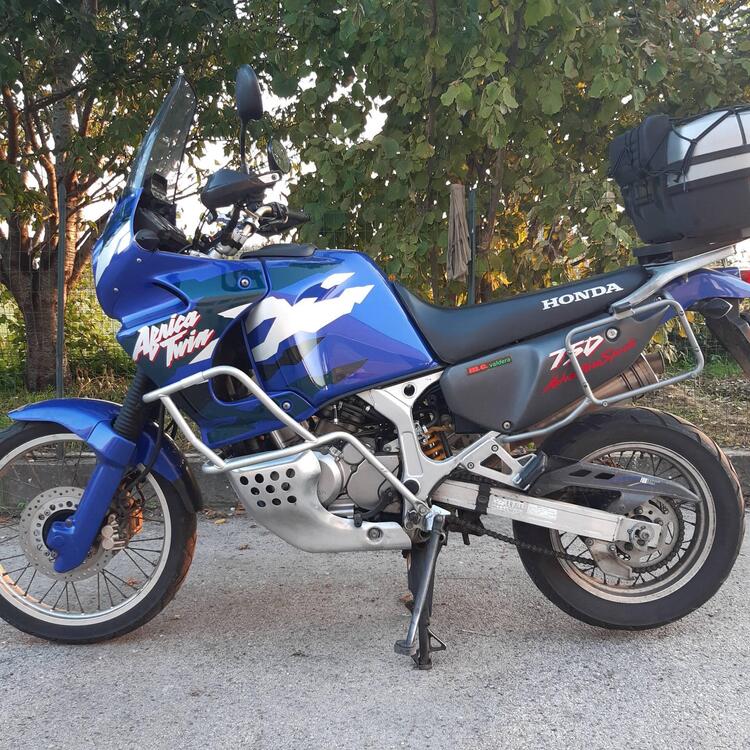 Honda Africa Twin XRV 750 (1996 - 02)