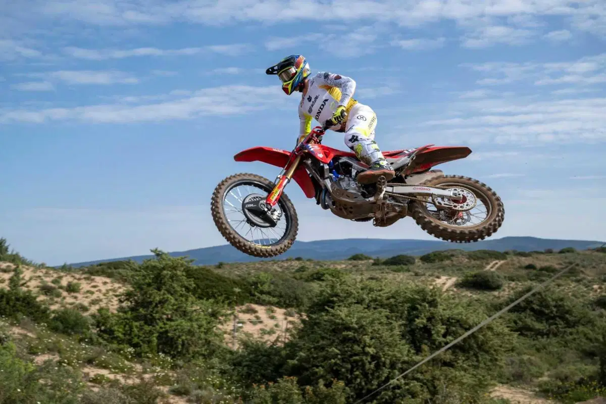 MXGP25 #4 Sardegna. Niente è scontato a Riola Sardo. Vincono Febvre, MXGP, e De Wolf, doppietta [VIDEO] (18)