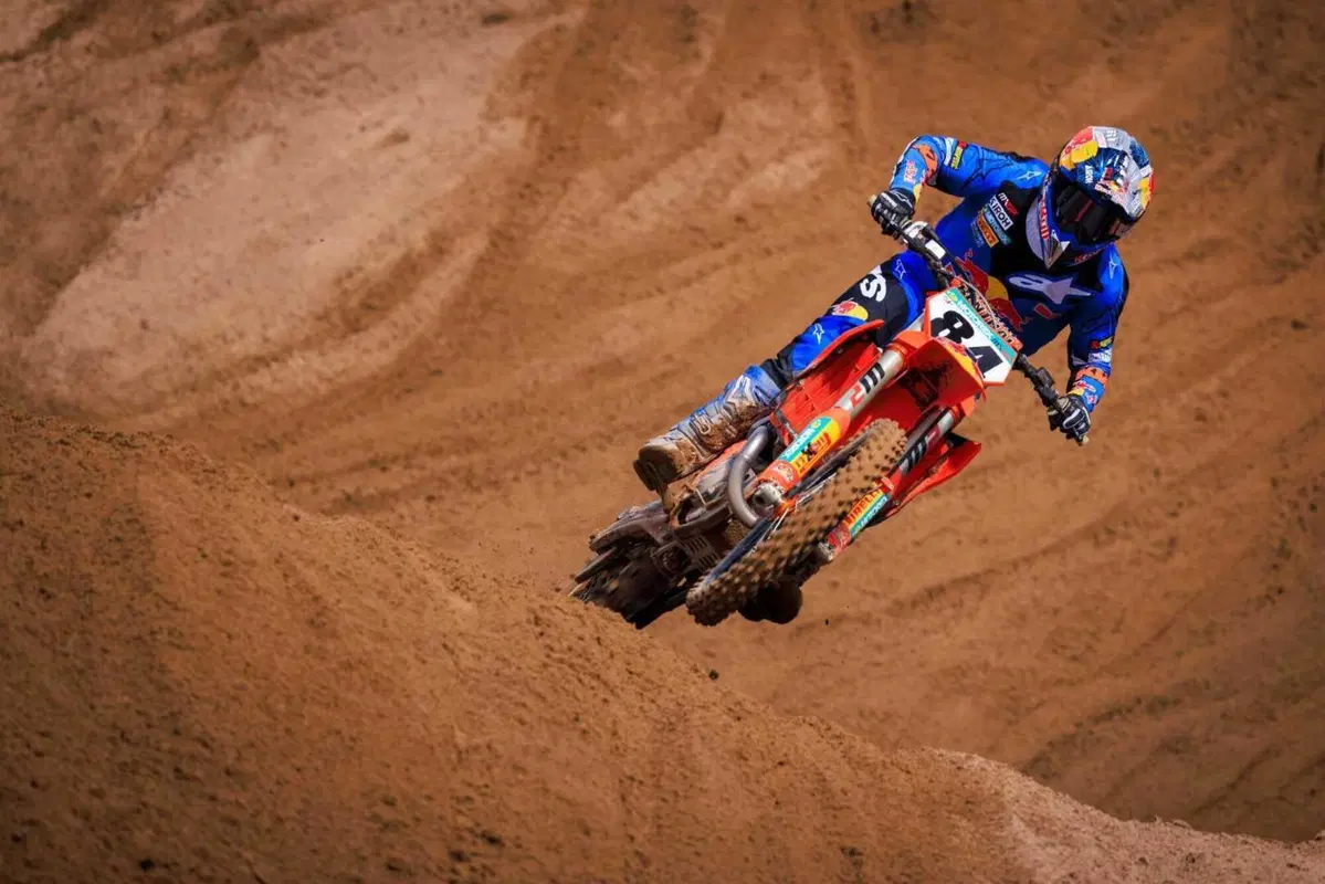 MXGP25 #4 Sardegna. Niente è scontato a Riola Sardo. Vincono Febvre, MXGP, e De Wolf, doppietta [VIDEO] (28)