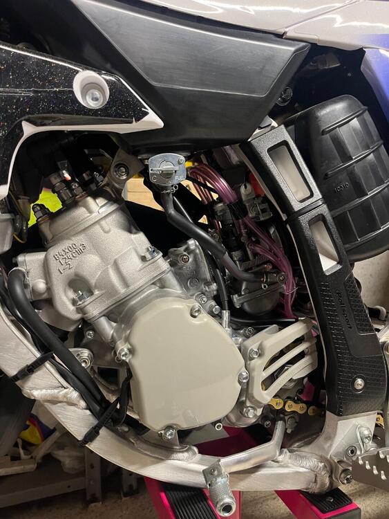 Yamaha YZ 125 50° Anniversario (2024) (5)