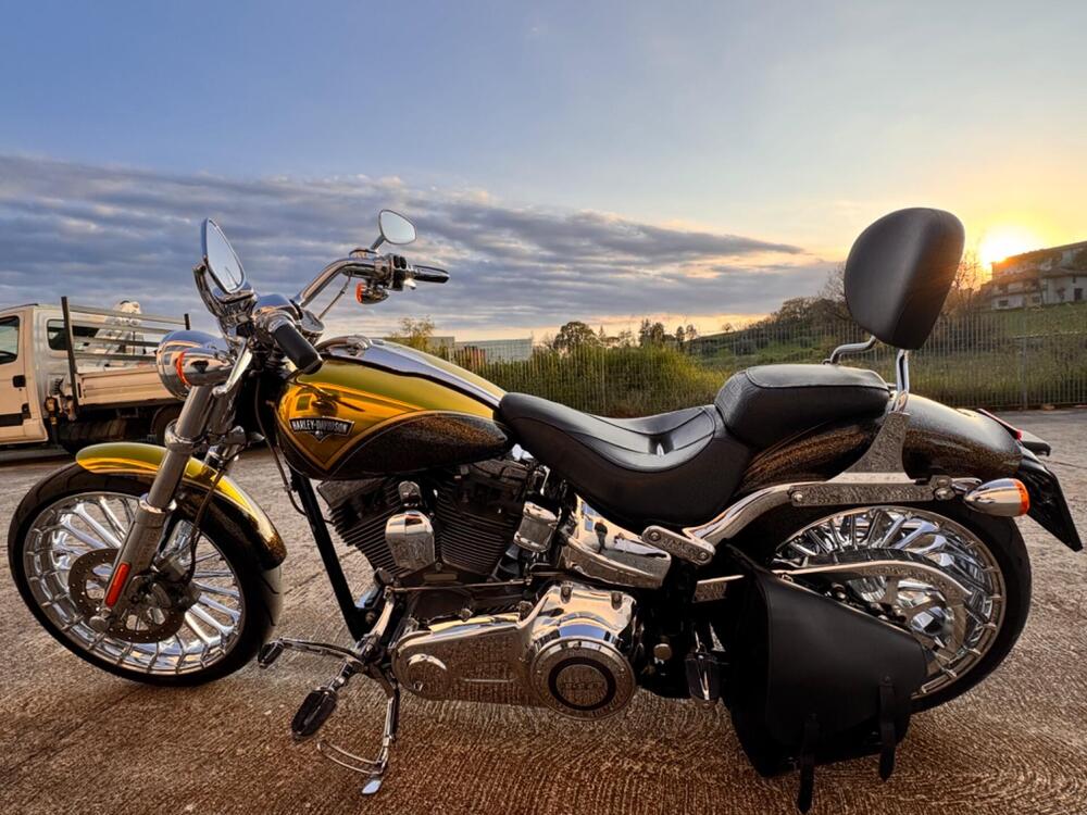 Harley-Davidson 1800 Breakout (2012 - 14) - FXSBSE