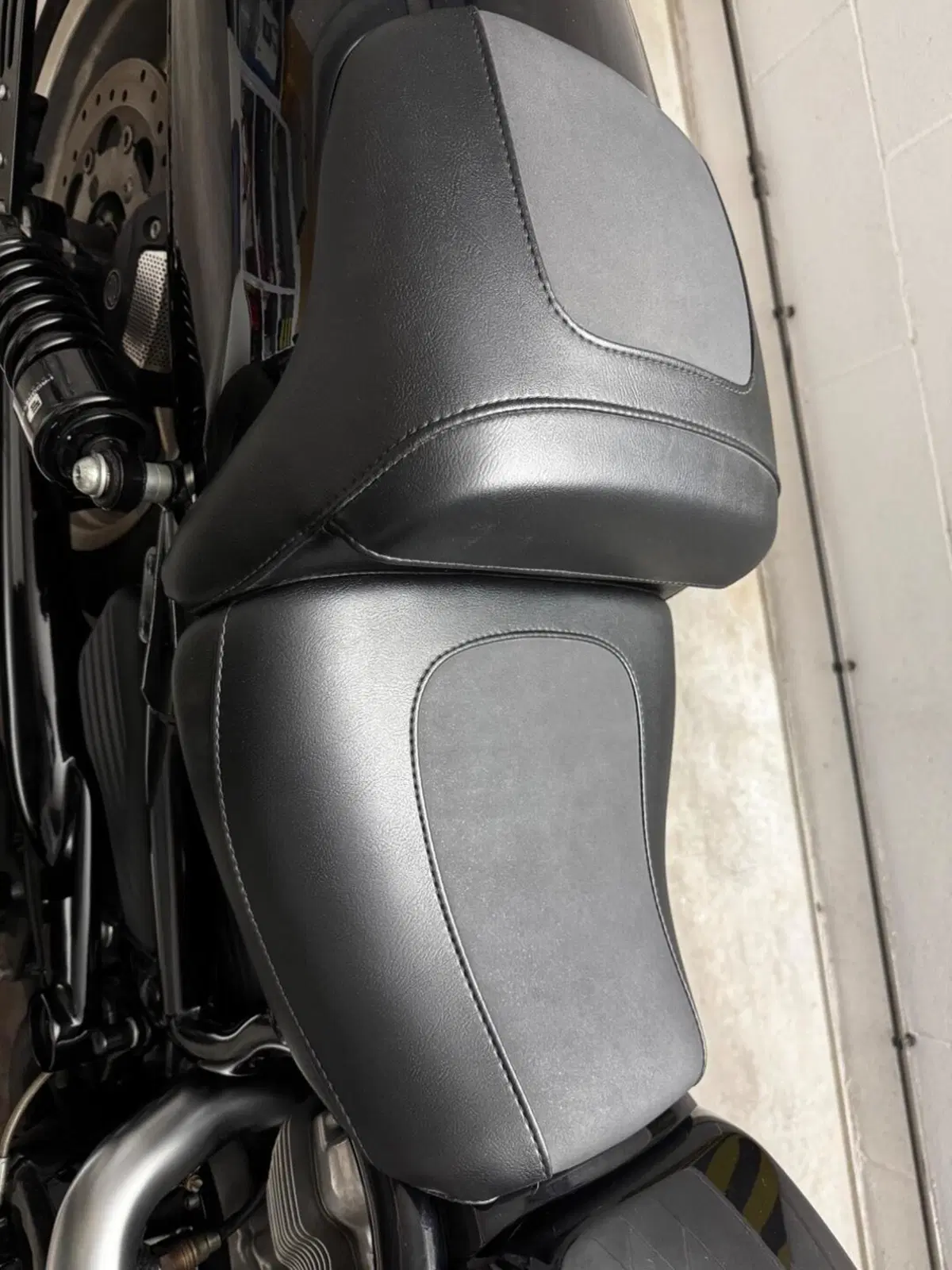 Harley-Davidson 1250 V-Rod Muscle (2009 - 17) - VRSCF (4)