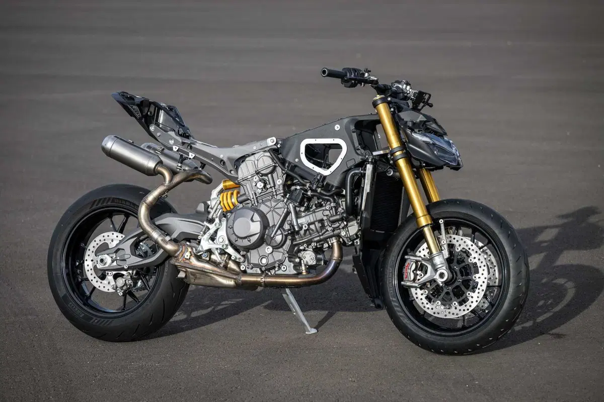 Ducati Streetfighter V2S 2025:  (7)