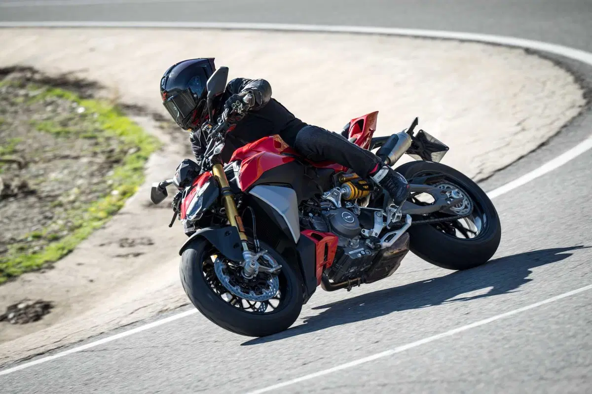 Ducati Streetfighter V2 S 2025:  (5)
