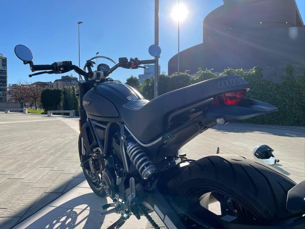Ducati Scrambler 800 Icon Dark (2021 - 22) (3)