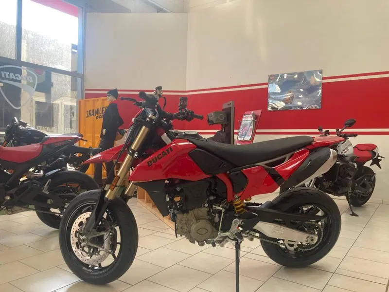 Ducati Hypermotard 698 Mono (2024 - 26) (2)